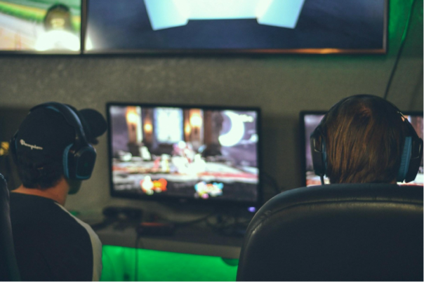 Why Strategy Games and Casino Games Appeal to the Same Players
