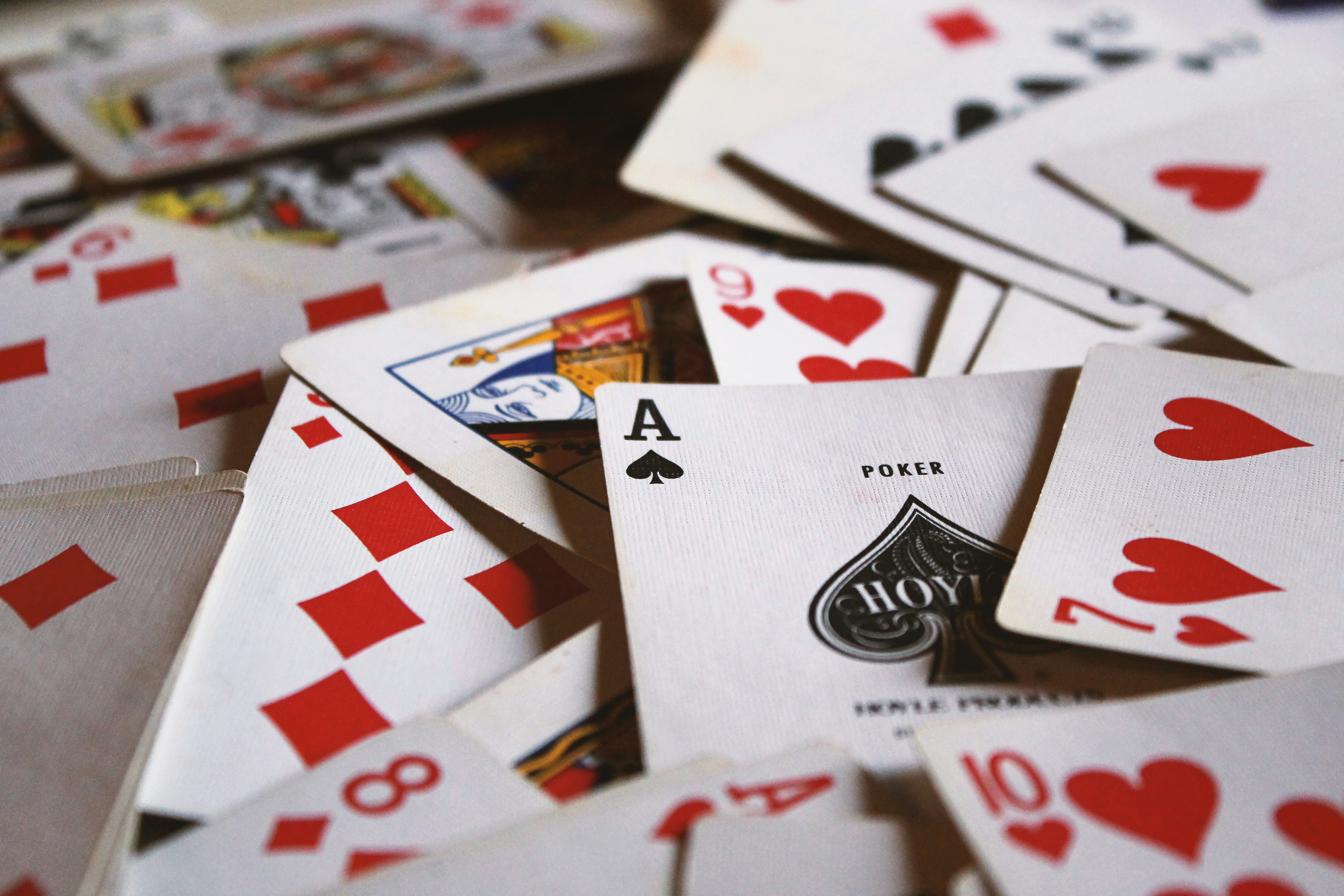 Table and Card Games That Work Just as Well Online and Offline